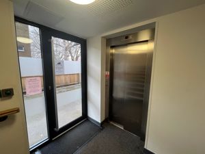 Photo 15- click for photo gallery